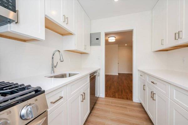 200 N Village AVE #A-3, Rockville Centre, NY 11570