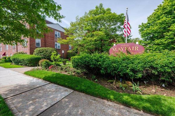 200 N Village AVE #A-3, Rockville Centre, NY 11570