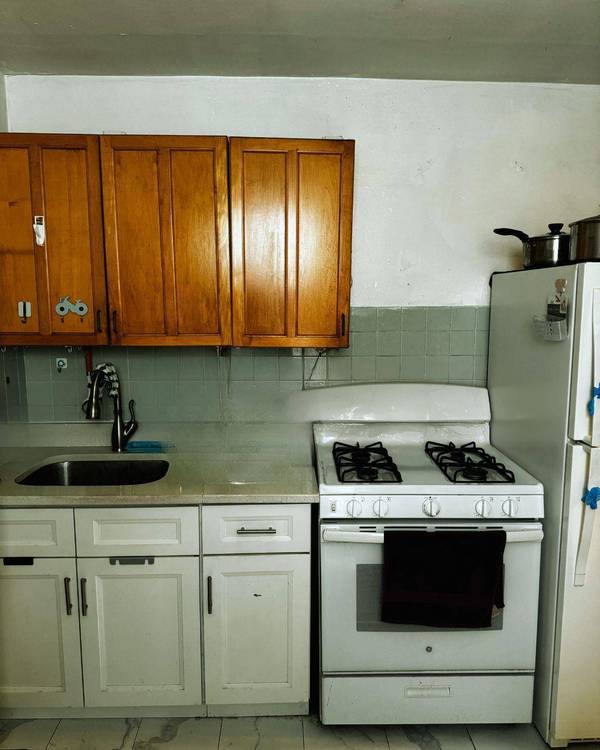 87-20 175th ST #6-J, Jamaica, NY 11432