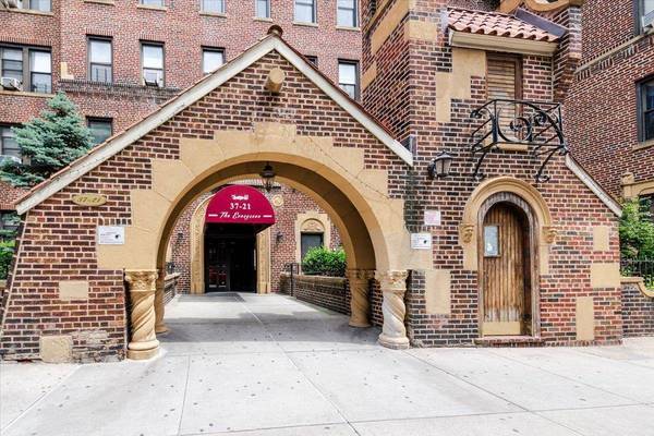 37-21 80th ST #4-H, Jackson Heights, NY 11372