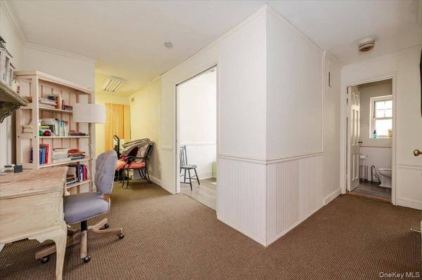 23 S Village AVE, Rockville Centre, NY 11570