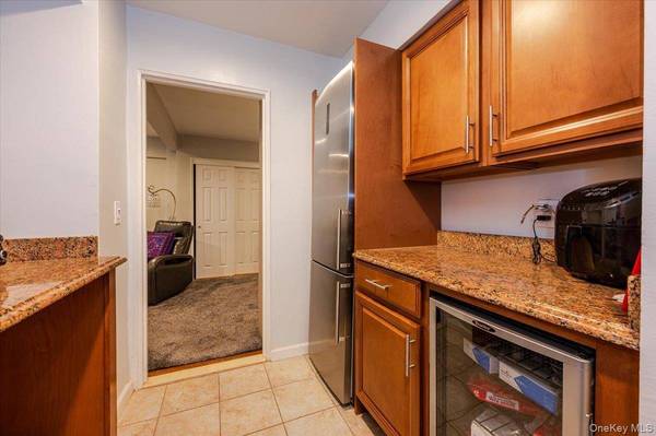 111 S Centre AVE #2-KK, Rockville Centre, NY 11570