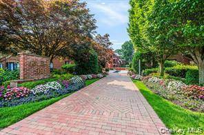 99 S Park AVE #224, Rockville Centre, NY 11570
