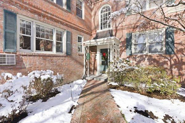 75 Maine AVE #B-1, Rockville Centre, NY 11570