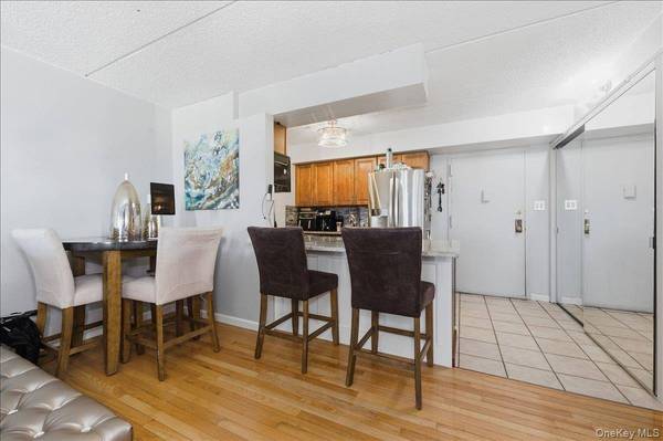 725 Miller AVE #318, Freeport, NY 11520