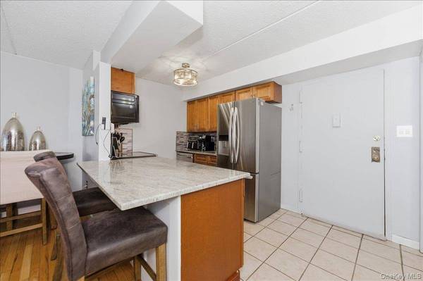 725 Miller AVE #318, Freeport, NY 11520