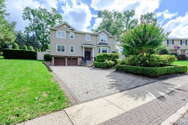 76 Bay RD
