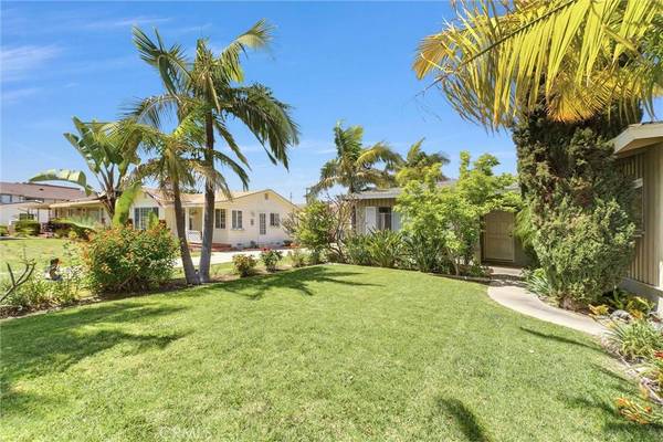 4301 Howard AVE, Los Alamitos, CA 90720