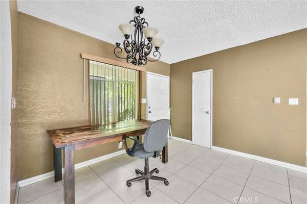 4301 Howard AVE, Los Alamitos, CA 90720