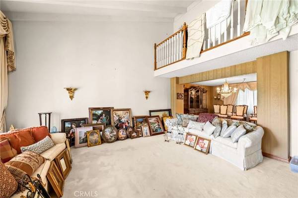 18471 Hillcrest, Villa Park, CA 92861