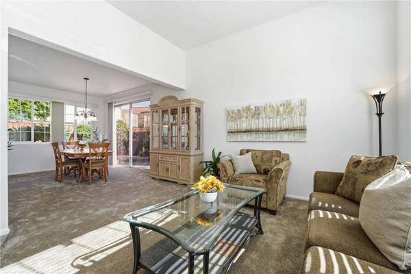 2061 Pueblo, Tustin, CA 92782