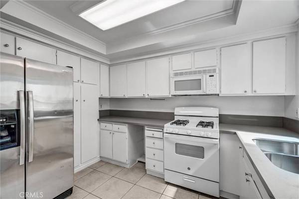 4526 Heil, Huntington Beach, CA 92649