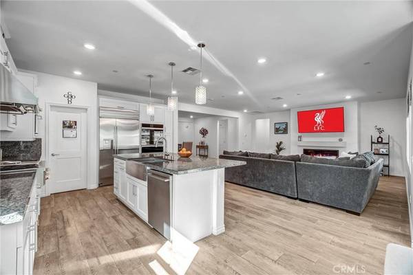 2792 Chad Zeller, Corona, CA 92882