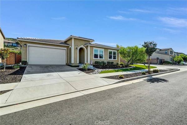 2792 Chad Zeller, Corona, CA 92882