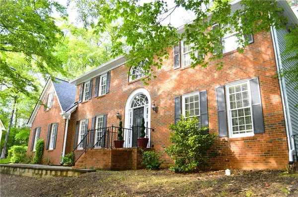 120 North Bluff, Alpharetta, GA 30004