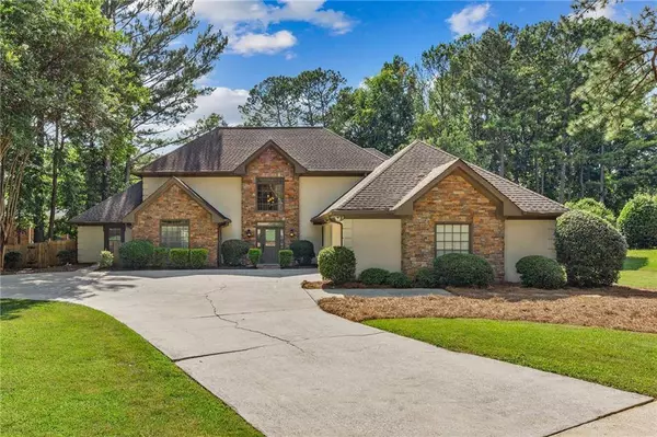 5380 Bannergate DR, Johns Creek, GA 30022