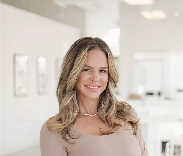 Mindy McCorvey Enters a New Chapter, Advancing Her Legacy as a Distinguished Luxury Real Estate Advisor