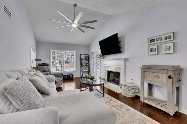 507 Peachtree Forest TER, Peachtree Corners, GA 30092