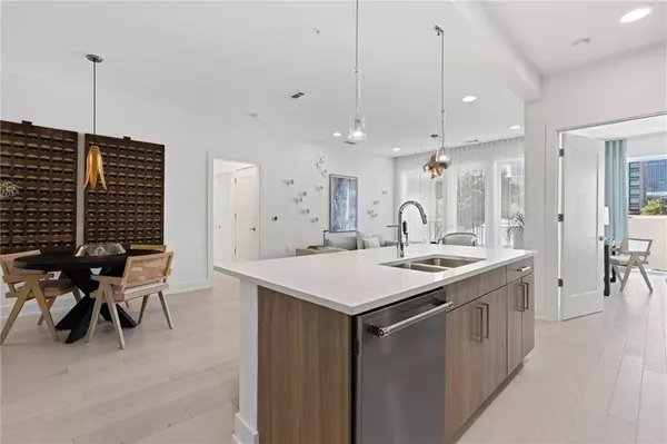 775 Juniper ST NE #227, Atlanta, GA 30308