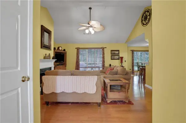 3001 Garland DR SW, Marietta, GA 30008