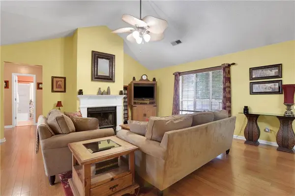 3001 Garland DR SW, Marietta, GA 30008