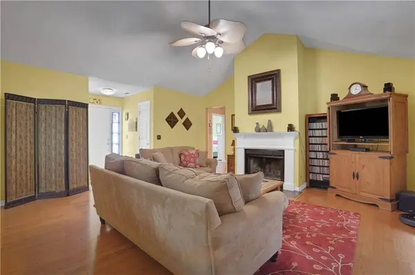 3001 Garland DR SW, Marietta, GA 30008