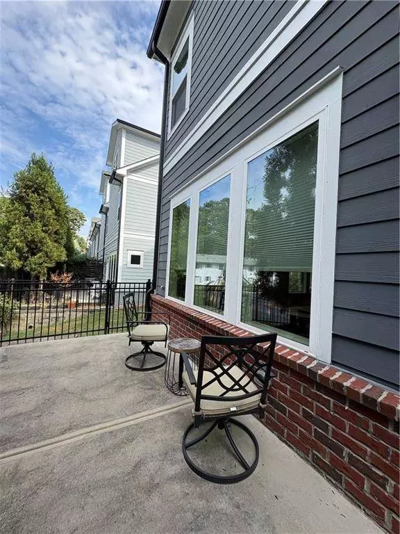 2523 Oakbourne LN, Smyrna, GA 30080