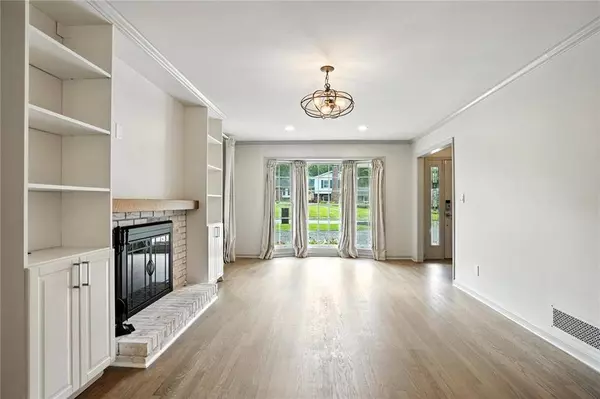 2676 Cottonwood DR, Marietta, GA 30066