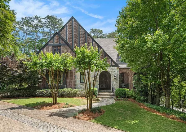 927 Berkshire RD NE, Atlanta, GA 30324