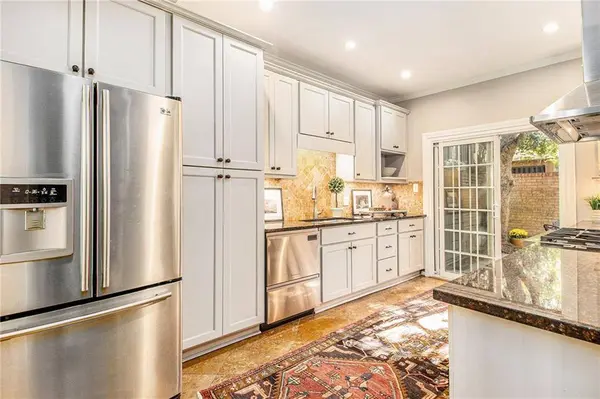 9 Kings WALK NE, Atlanta, GA 30307