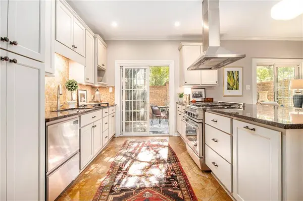 9 Kings WALK NE, Atlanta, GA 30307