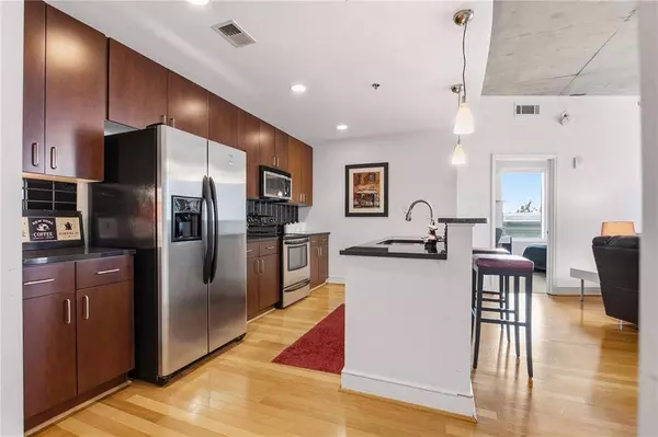 44 Peachtree PL NE #424, Atlanta, GA 30309