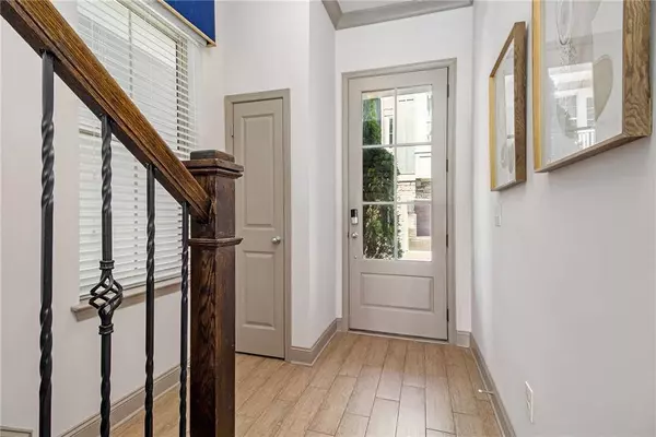 228 DELLWOOD DR SE, Smyrna, GA 30080