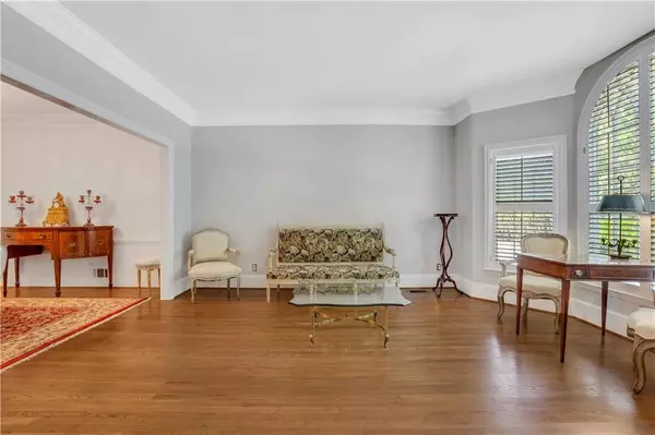 1020 Riverside RD, Roswell, GA 30076