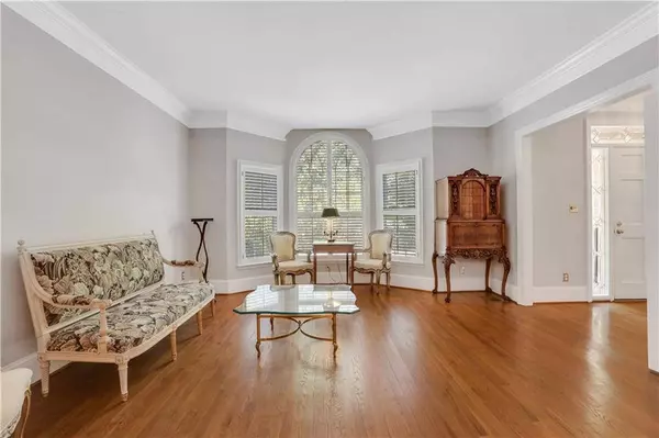 1020 Riverside RD, Roswell, GA 30076