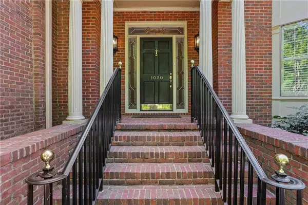 1020 Riverside RD, Roswell, GA 30076