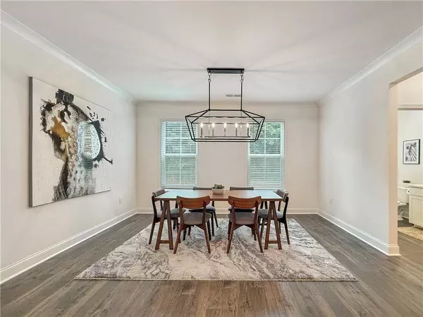 1160 Kendron LN #16, Atlanta, GA 30329