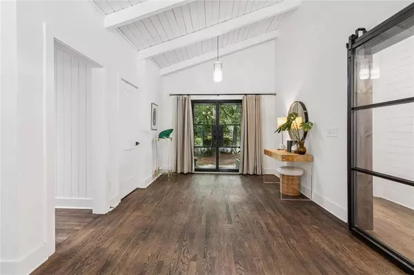 5785 Timberlane TER, Sandy Springs, GA 30328