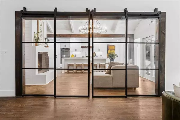 5785 Timberlane TER, Sandy Springs, GA 30328