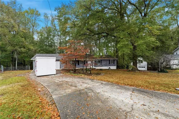 190 Crestwood CT, Alpharetta, GA 30009