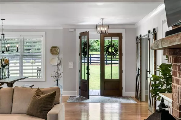 2101 THOMAS RD, Canton, GA 30115