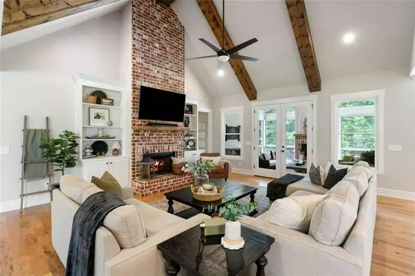 2101 THOMAS RD, Canton, GA 30115