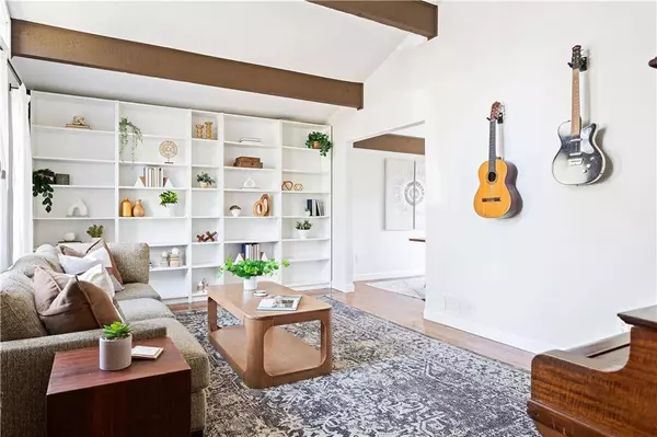 210 Trailmore CT, Roswell, GA 30076