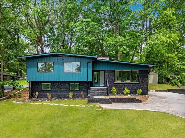 2873 Bob White DR SW, Atlanta, GA 30311