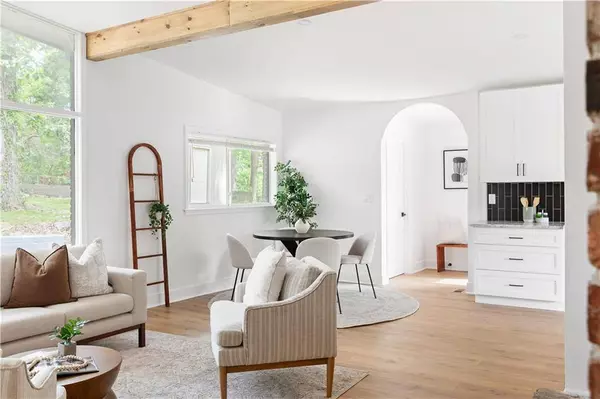 2873 Bob White DR SW, Atlanta, GA 30311