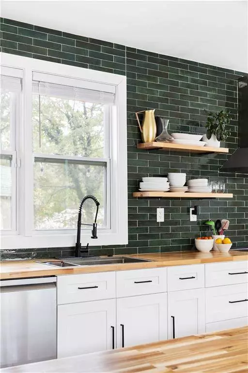 1291 Avon AVE SW, Atlanta, GA 30310