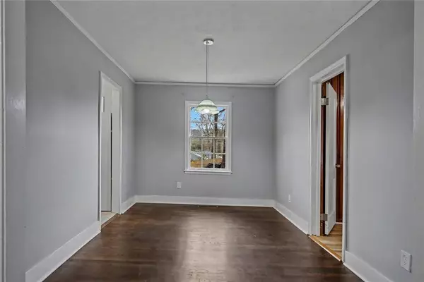 725 Matilda Place NW, Atlanta, GA 30318