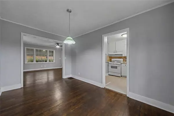 725 Matilda Place NW, Atlanta, GA 30318