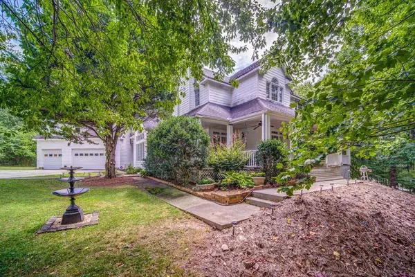 385 Breedlove RD, Ball Ground, GA 30107