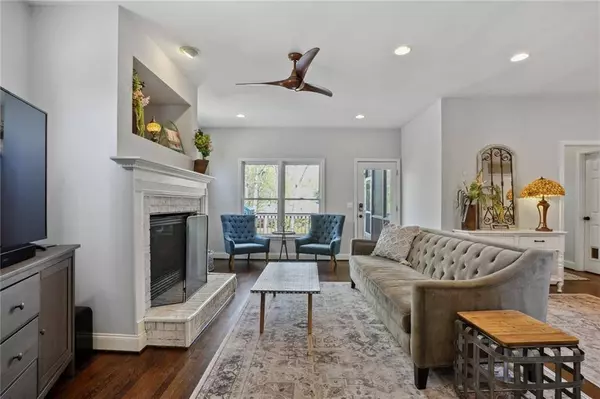 2241 Harry Brooks DR NW, Atlanta, GA 30318